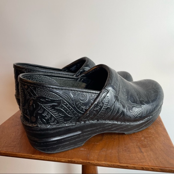 Dansko Textured Clogs - Picture 9 of 11